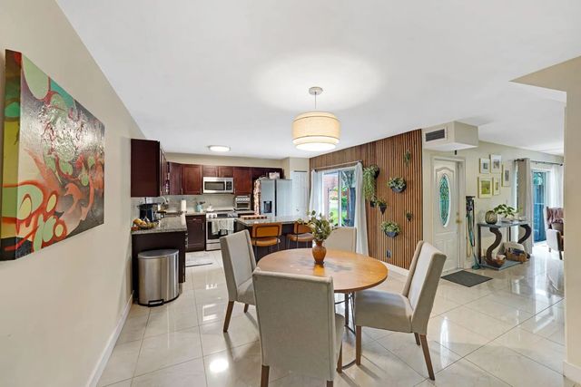 5 of 42 - 8910 Sw 20th Place #a-23, Davie, FL