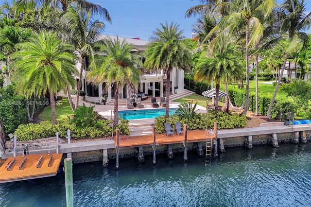 113 Holiday Drive, Hallandale Beach