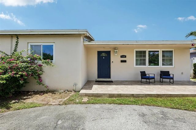 250 N 66th Avenue, Hollywood