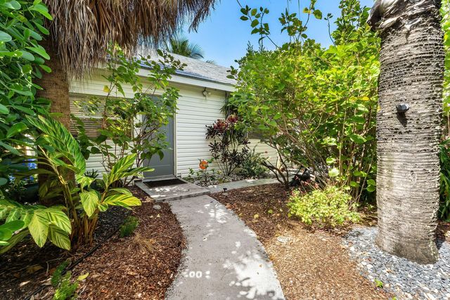 4 of 35 - 1309 Lucerne Avenue, Lake Worth Beach, FL