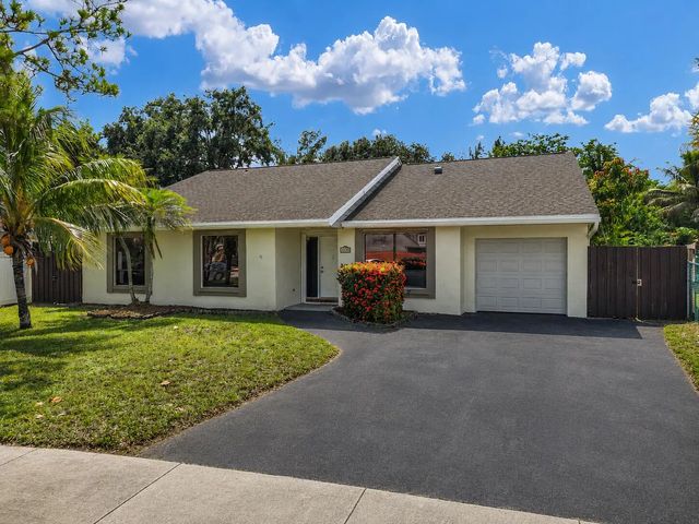 4 of 62 - 3930 Nw 79th Way, Davie, FL