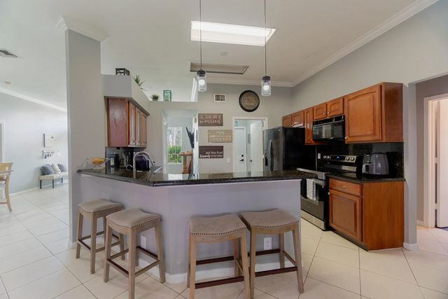 5 of 37 - 149 Cove Road, Greenacres, FL