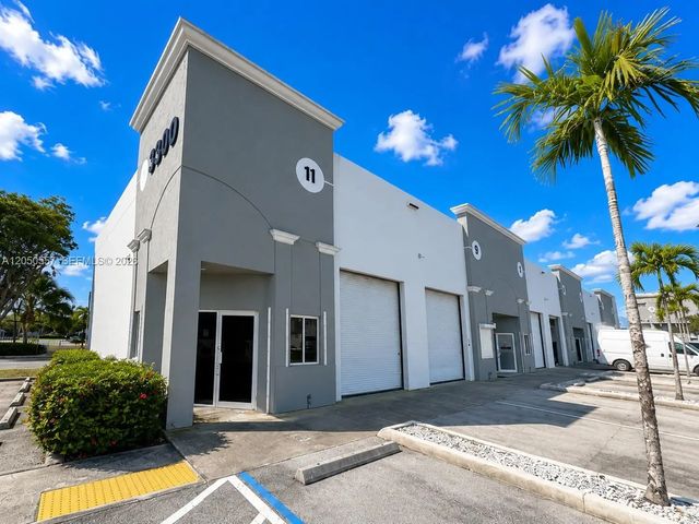 3300 Nw 112th Avenue #11, Doral