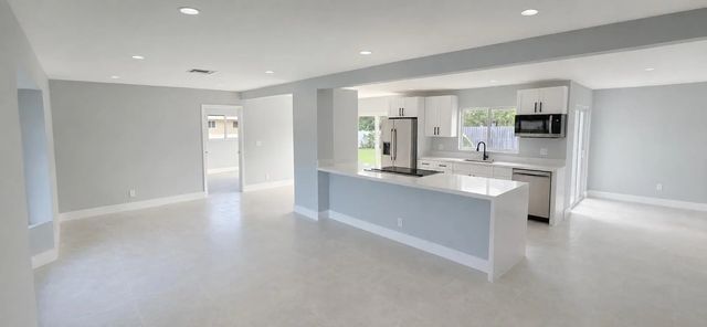 2 of 28 - 2660 Nw 83rd Terrace, Coral Springs, FL