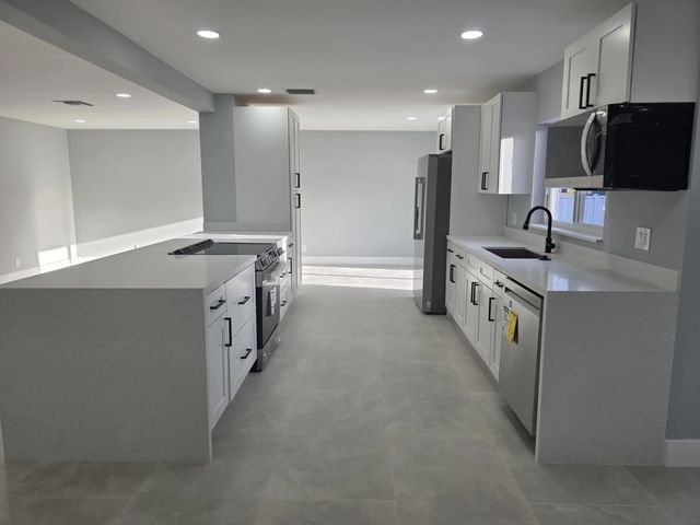 3 of 28 - 2660 Nw 83rd Terrace, Coral Springs, FL