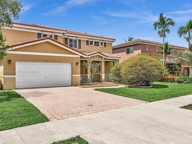 3 of 56 - 912 Nw 204th Street, Miami Gardens, FL