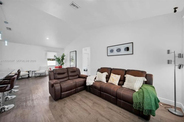 4 of 30 - 1109 N Hilton Circle, LaBelle, FL