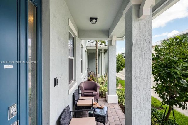 4 of 45 - 3944 Poinciana Lane, Hollywood, FL