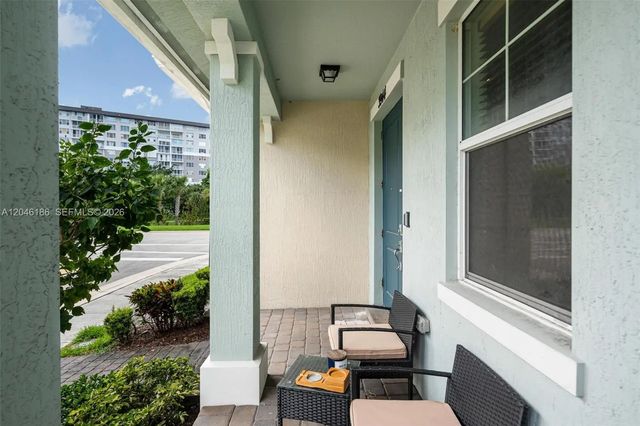 5 of 45 - 3944 Poinciana Lane, Hollywood, FL