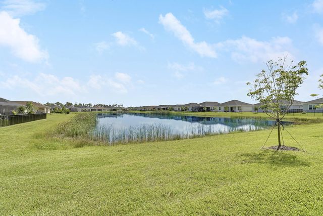 4 of 53 - 1960 Se Crosswood Way, Port St. Lucie, FL