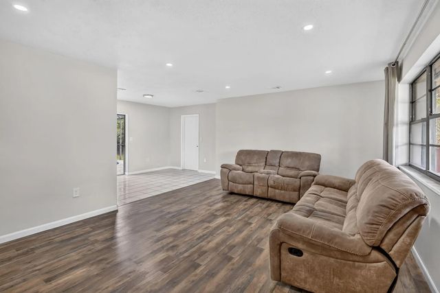 3 of 26 - 8968 Sw 52nd Place, Cooper City, FL