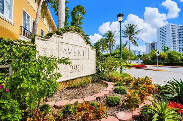 2941 Ne 185th Street #1311, Aventura