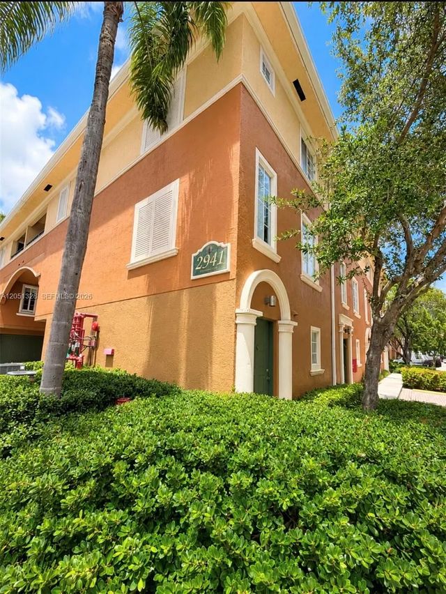 2 of 29 - 2941 Ne 185th Street #1311, Aventura, FL