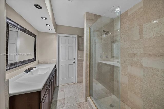 4 of 44 - 5300 Fillmore Street, Hollywood, FL