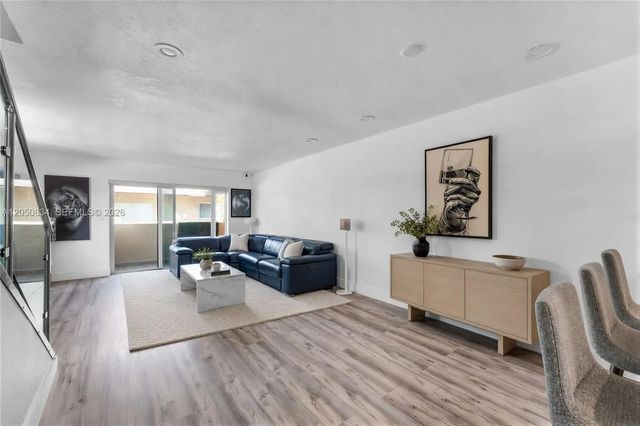 9958 Sw 88th Street #522-5, Miami