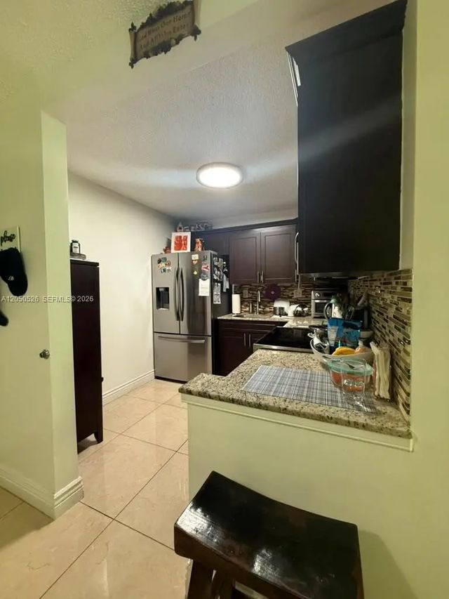3 of 17 - 9405 W Flagler Street #212d, Miami, FL