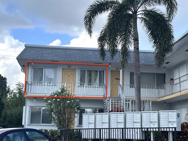 2840 Cynthia Lane #207, Lake Worth Beach
