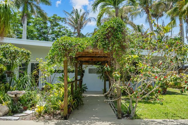 2 of 64 - 505 Sw North Carolina Drive, Stuart, FL