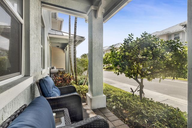 3 of 33 - 3964 Poinciana Lane, Hollywood, FL
