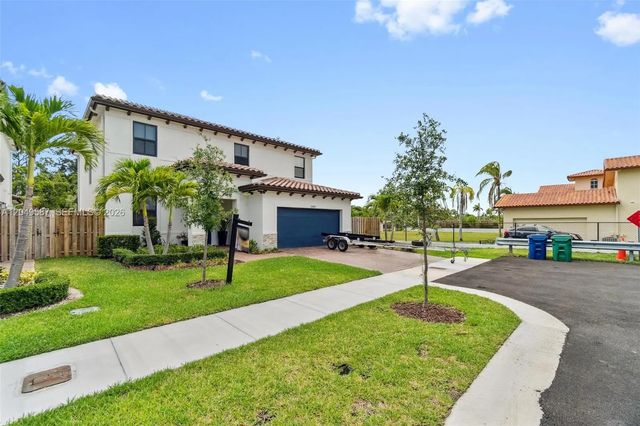 2 of 35 - 24242 Sw 119th Place, Homestead, FL