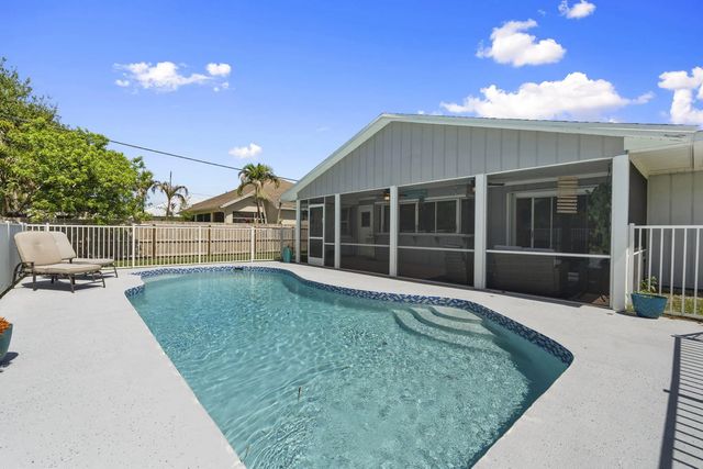 2 of 27 - 1202 Se Mcfarlane, Port St. Lucie, FL