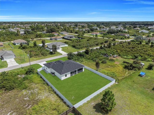 5 of 23 - 2909 63rd Street W, Lehigh Acres, FL