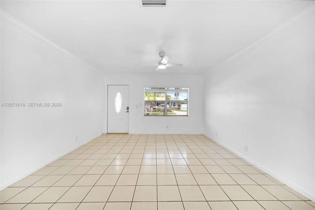 4 of 49 - 304 Sw 77th Avenue, North Lauderdale, FL