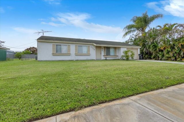 3 of 50 - 2118 Sw Airoso Boulevard, Port St. Lucie, FL