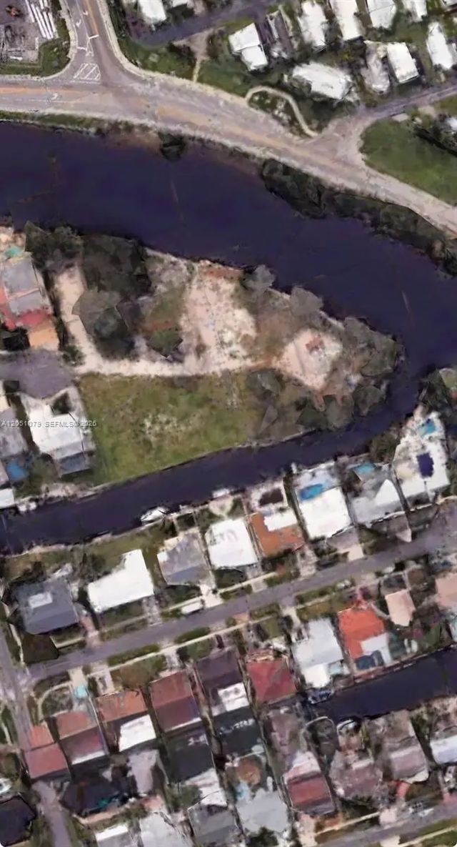 2 of 8 - 1417 Florian Drive, Dania Beach, FL