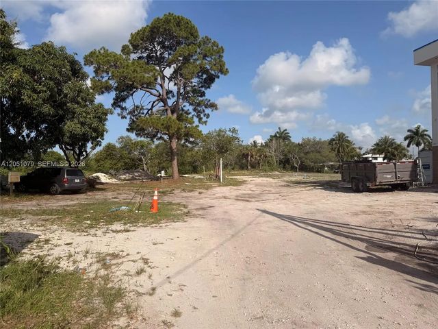 5 of 8 - 1417 Florian Drive, Dania Beach, FL