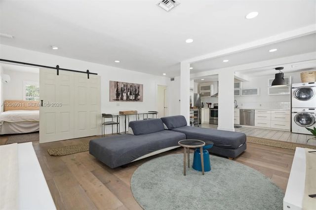 4 of 26 - 446 Ne 64th Street, Miami, FL