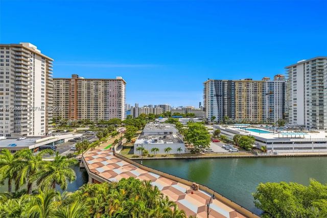 2 of 43 - 17150 N Bay Road #2814, Sunny Isles Beach, FL