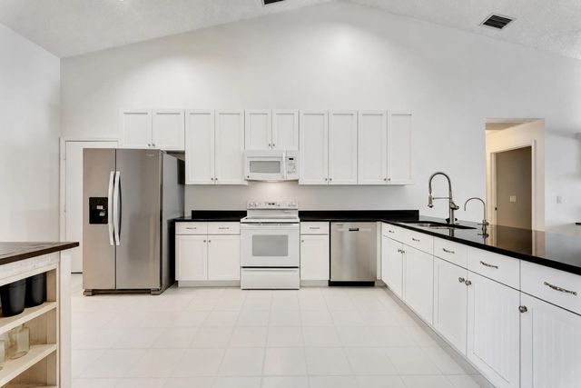 3 of 24 - 7312 Heathley Drive, Lake Worth, FL
