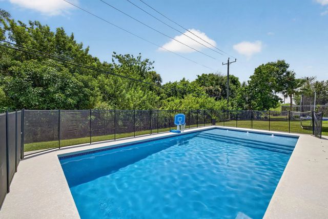 2409 Nw Everglades Boulevard, Stuart