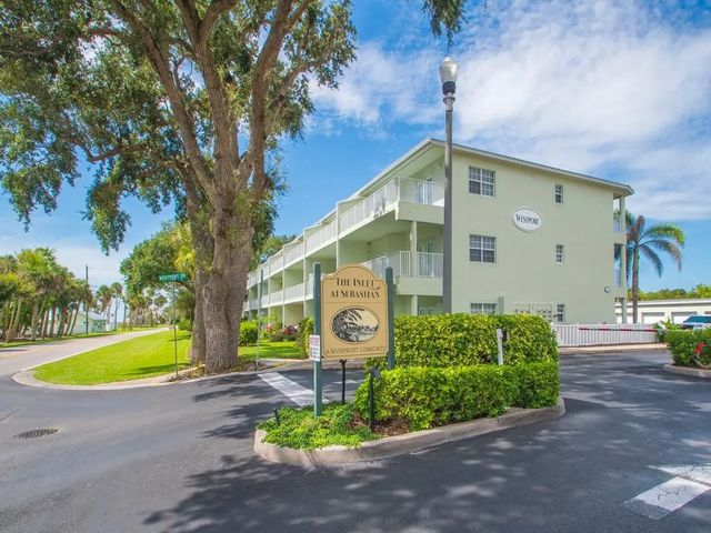 13530 Westport Drive #102, Sebastian