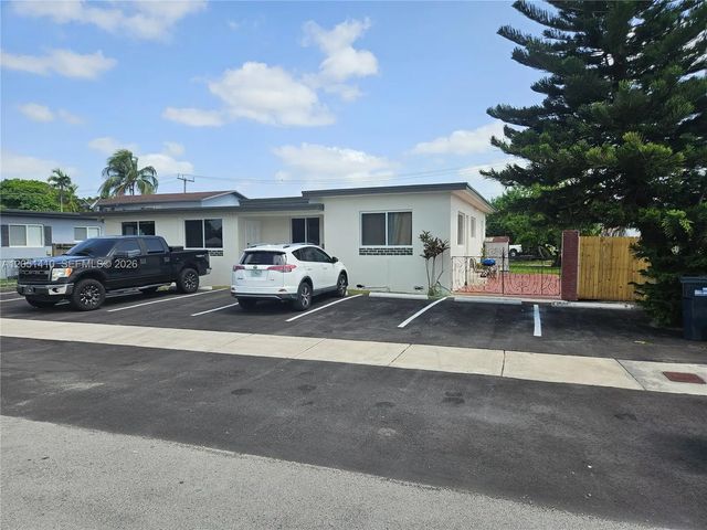 2 of 40 - 9415 Sw 38th Street, Miami, FL