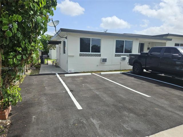 3 of 40 - 9415 Sw 38th Street, Miami, FL