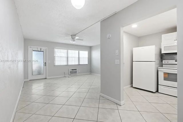 5 of 28 - 186 Ventnor L #l, Deerfield Beach, FL