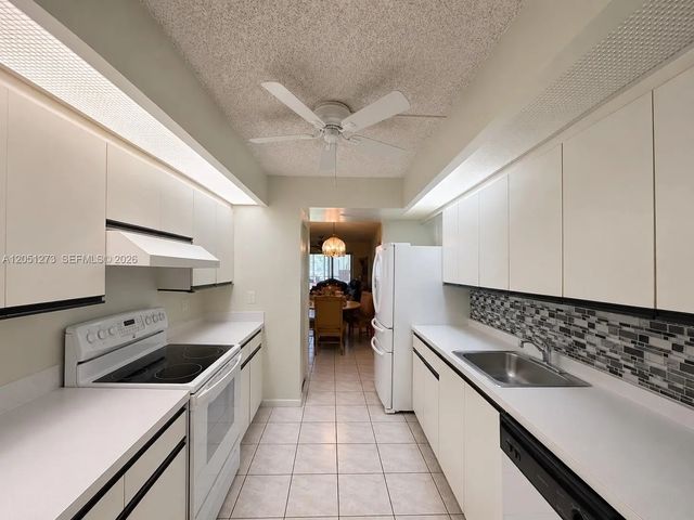 4 of 38 - 12950 Sw 4th Court #209h, Pembroke Pines, FL
