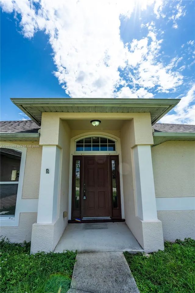 5 of 60 - 4129 Ne 19th Place, Cape Coral, FL