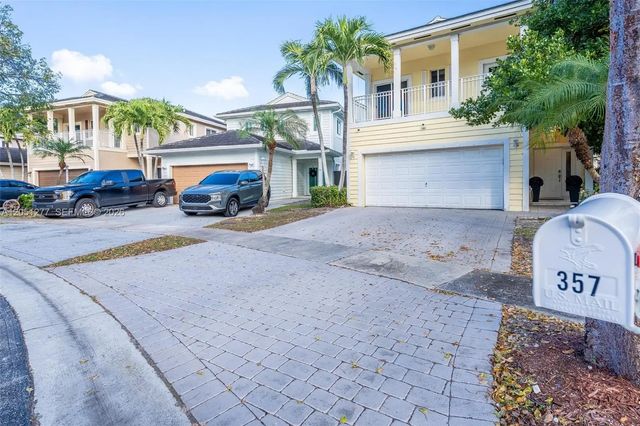 2 of 49 - 357 Ne 35th Terrace, Homestead, FL