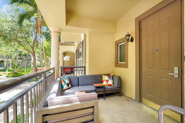 4 of 57 - 2601 Ne 14th Avenue #115, Wilton Manors, FL