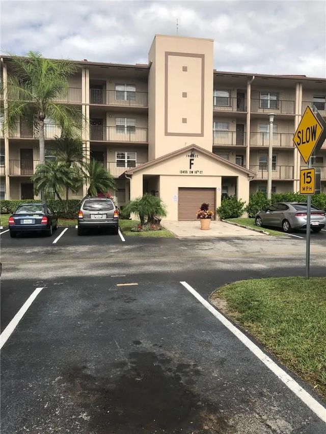 13455 Sw 16th Court, Pembroke Pines