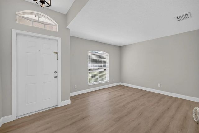 2 of 33 - 1666 Sw Davis Street, Port St. Lucie, FL