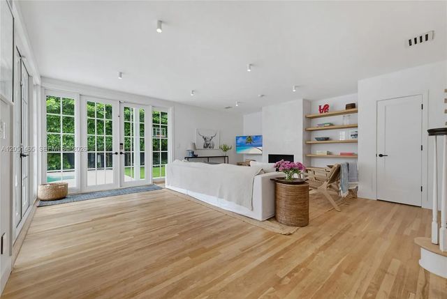 4 of 21 - 5130 Sw 73rd Terrace, Miami, FL