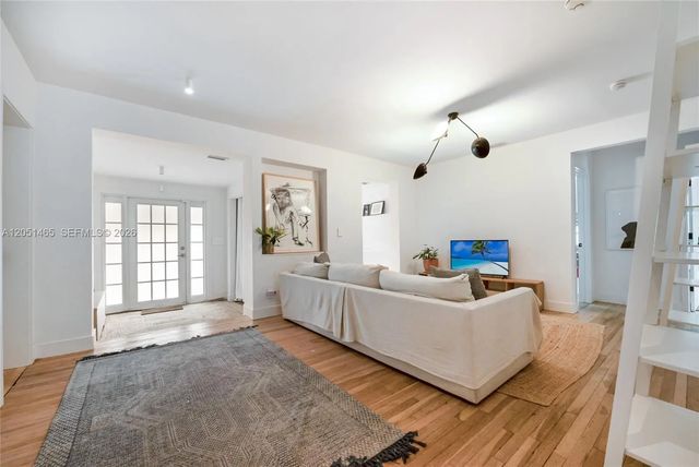 5 of 21 - 5130 Sw 73rd Terrace, Miami, FL