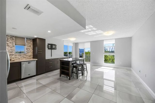 2 of 27 - 16590 Ne 26th Avenue #502, North Miami Beach, FL