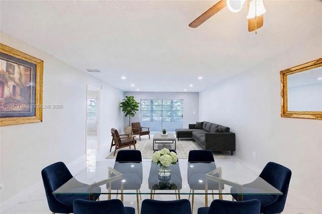 3 of 30 - 8100 Sw 24th Street #309, North Lauderdale, FL