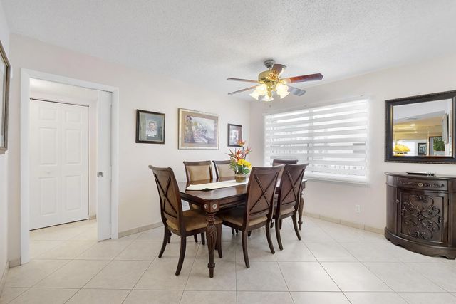4 of 15 - 4270 Nw 40th Street #205, Lauderdale Lakes, FL