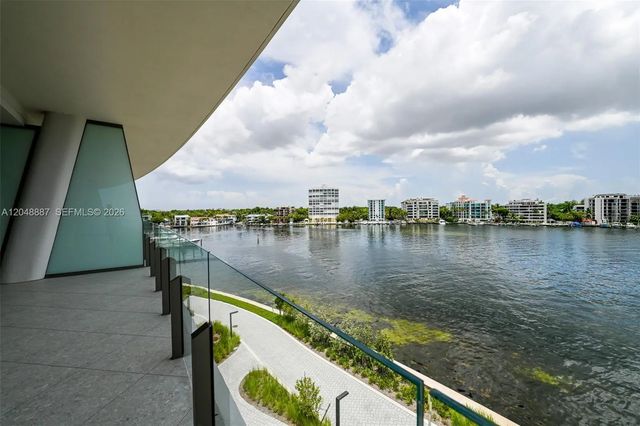 2 of 25 - 5 Grove Isle Drive #l404, Coconut Grove, FL